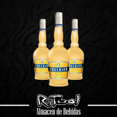 Cusenier Licor de Huevo
